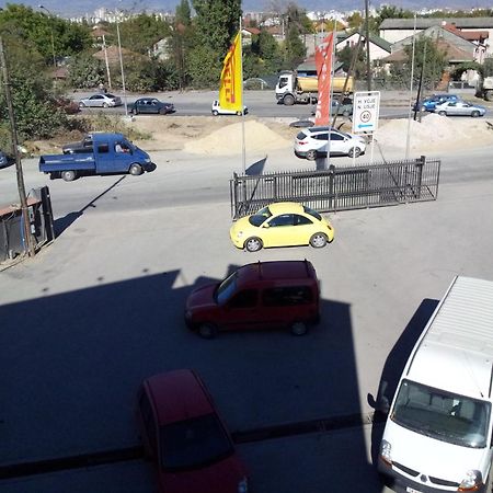 סקופיה Domus Aparthotel מראה חיצוני תמונה