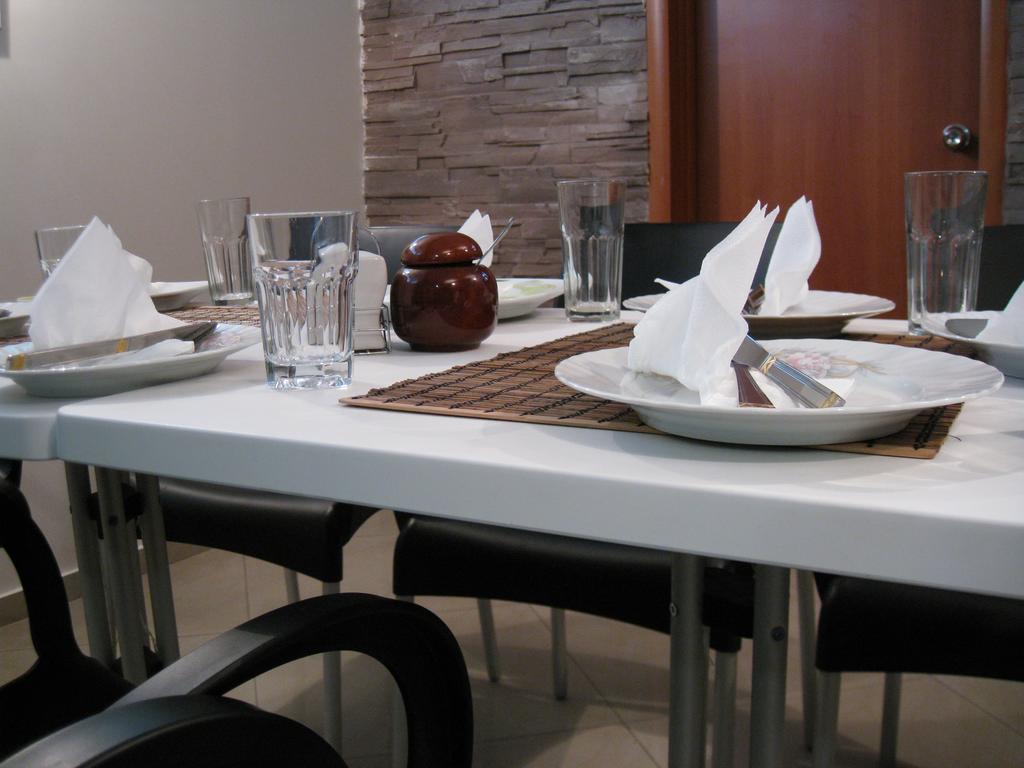 סקופיה Domus Aparthotel מראה חיצוני תמונה
