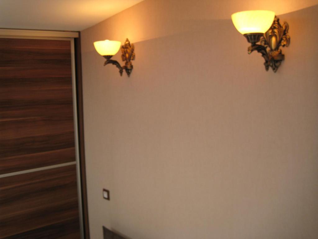 סקופיה Domus Aparthotel מראה חיצוני תמונה