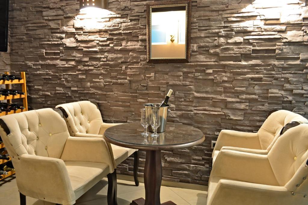 סקופיה Domus Aparthotel מראה חיצוני תמונה